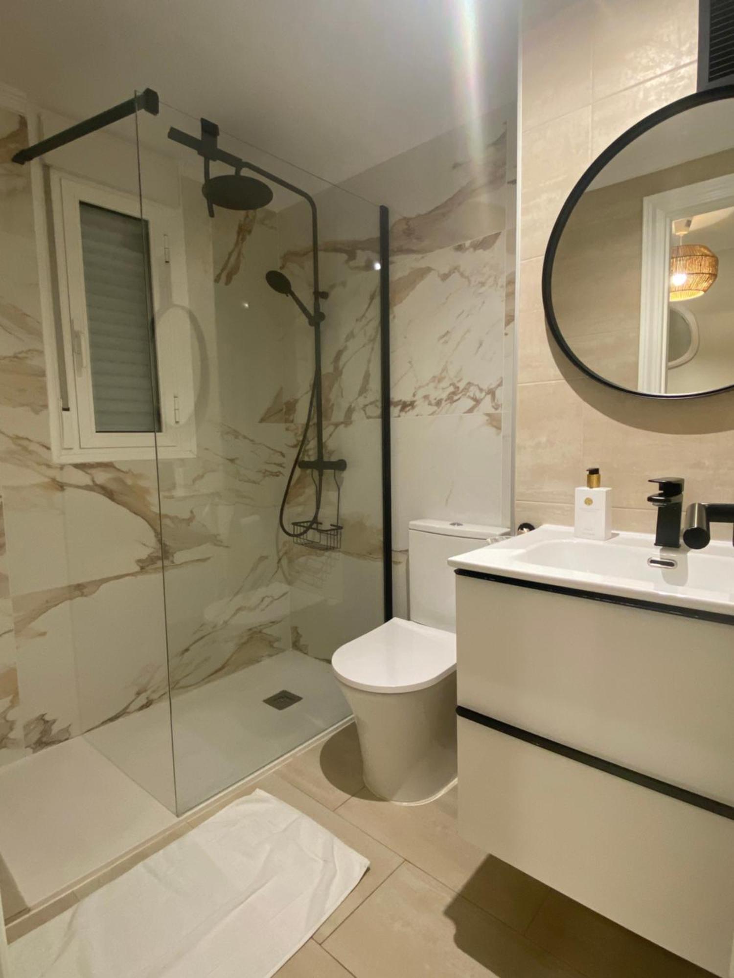 Casa Bendita - Luxury Apartment Бенидорм Экстерьер фото